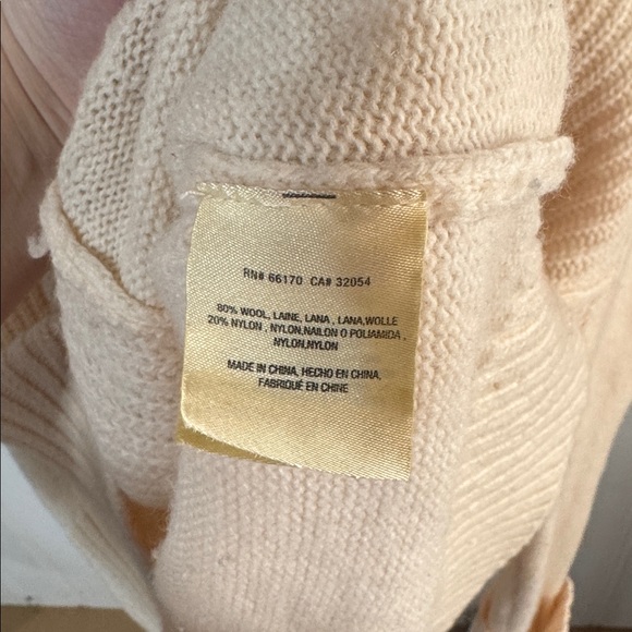 Moth Anthropologie Oversized Wool Blend Cream Turtleneck Sweater size S - Picture 12 of 12